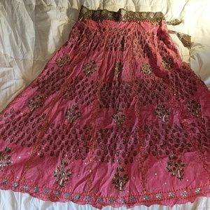 Stunning Indian Skirt Embroidered, beaded pink S/M
